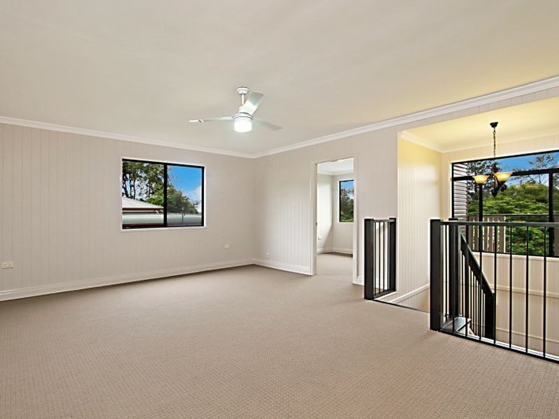 25 Salisbury Street, Coorparoo QLD 4151