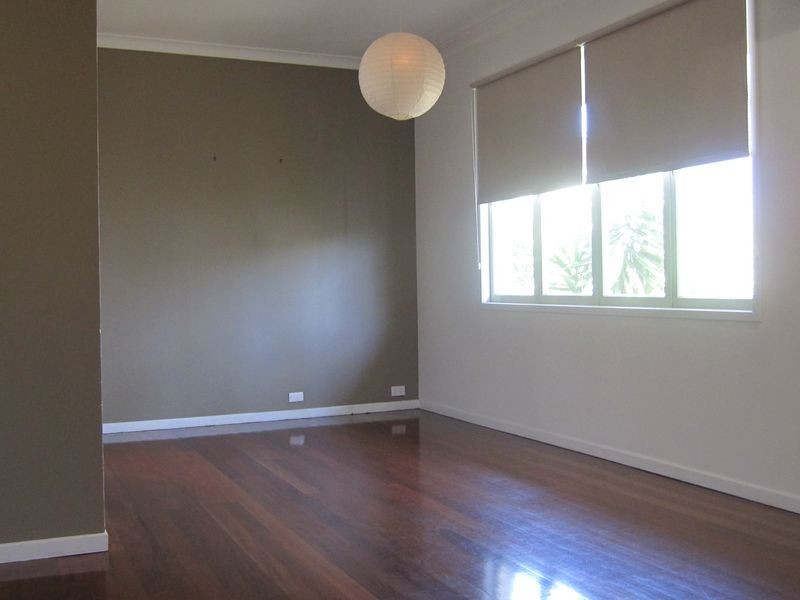 433 Nursery Road, Holland Park QLD 4121