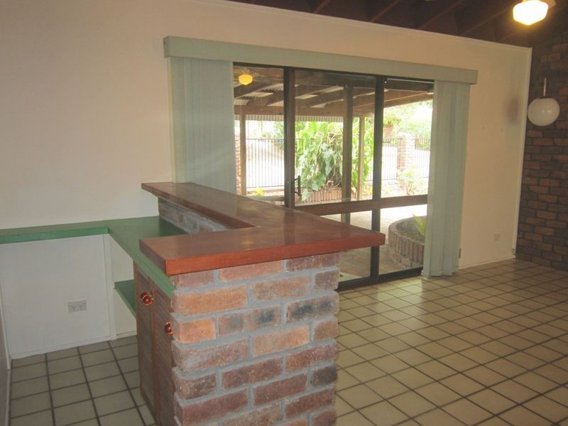 12 Agate Street, Camp Hill QLD 4152