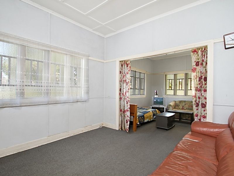 2/46 – 48 Tiber Street, Coorparoo QLD 4151