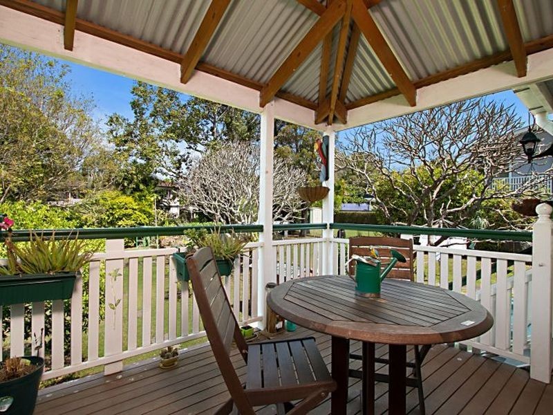 105 Milsom Street, Coorparoo QLD 4151