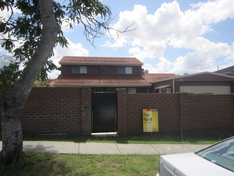 7 Aldford Street, Carindale QLD 4152