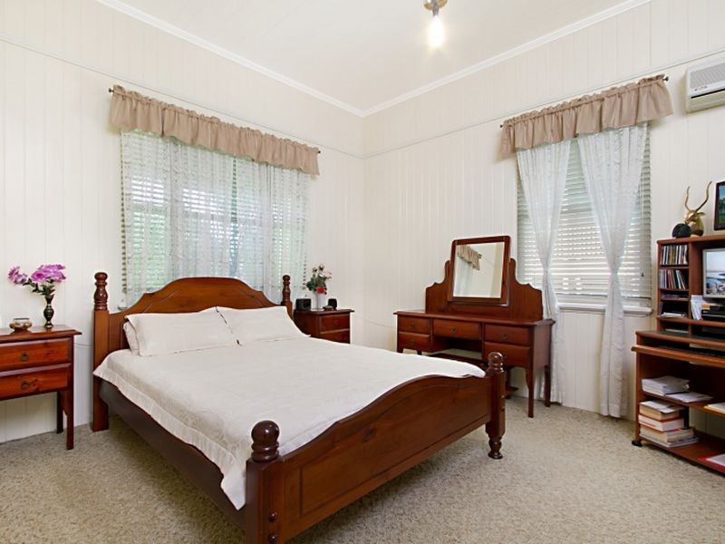 72 Tiber Street, Coorparoo QLD 4151