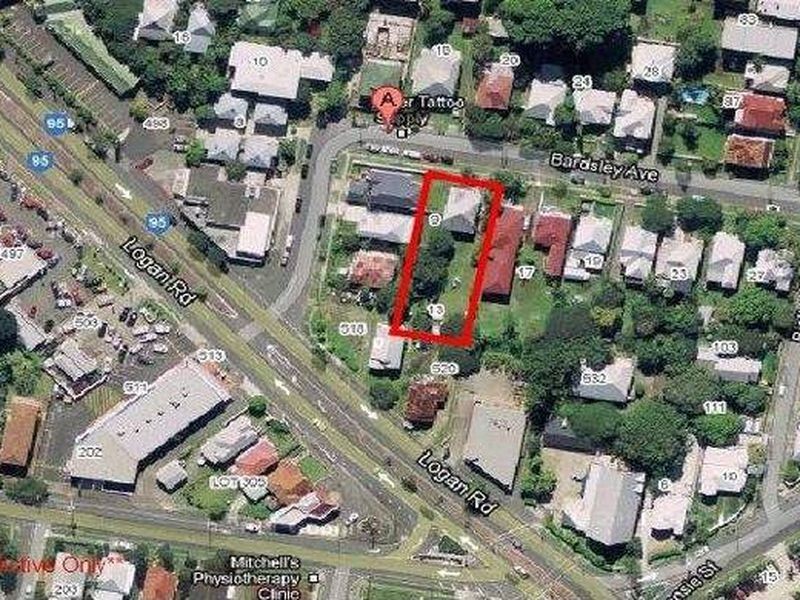 13 Bardsley Avenue, Greenslopes QLD 4120