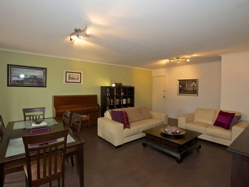 3/6 Pear Street, Greenslopes QLD 4120