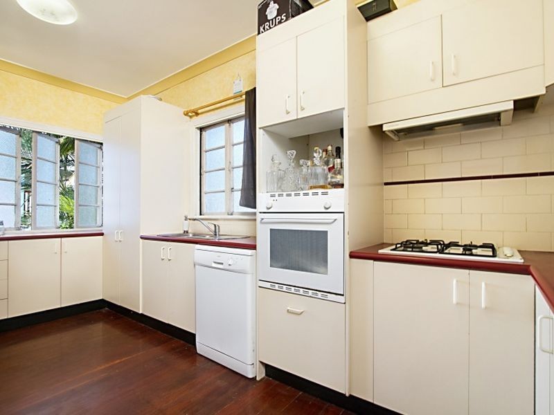 30 Jamieson Street, Bulimba QLD 4171