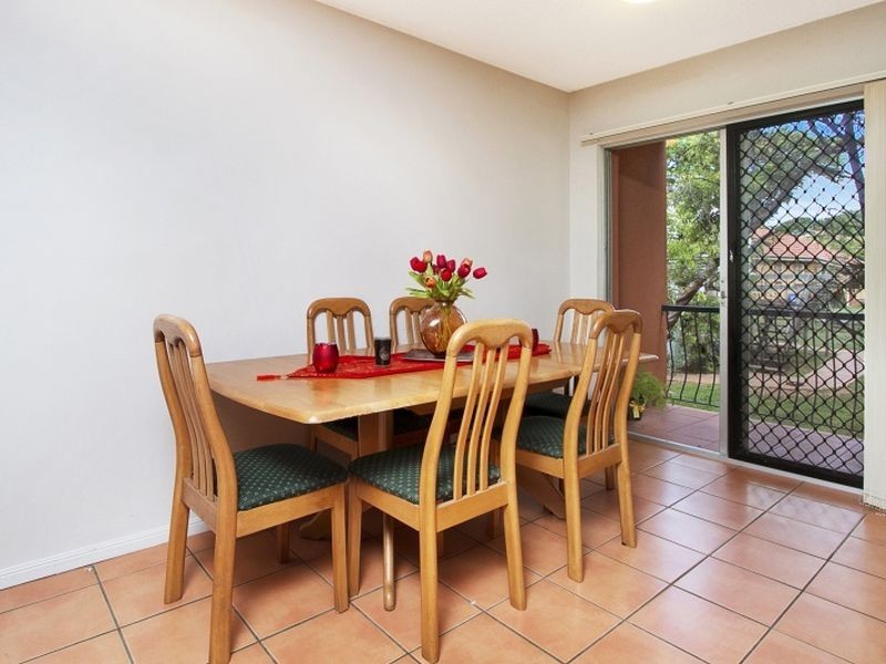 3/47 Rolle Street, Holland Park West QLD 4121