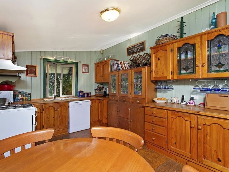 89 Cavendish Road, Coorparoo QLD 4151