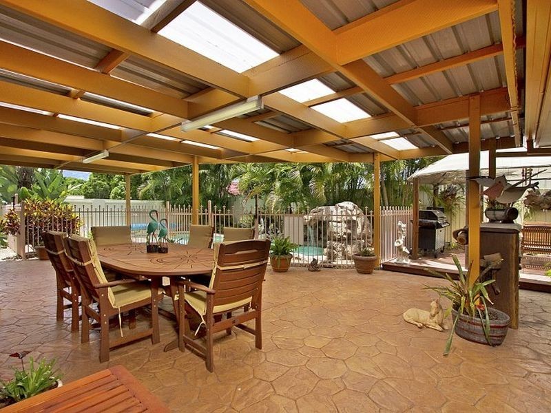 25 Blue Grass Crescent, Eight Mile Plains QLD 4113