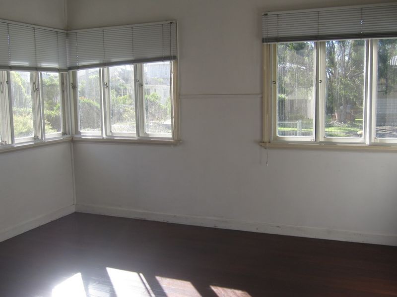 92 Dickenson Street, Carina QLD 4152