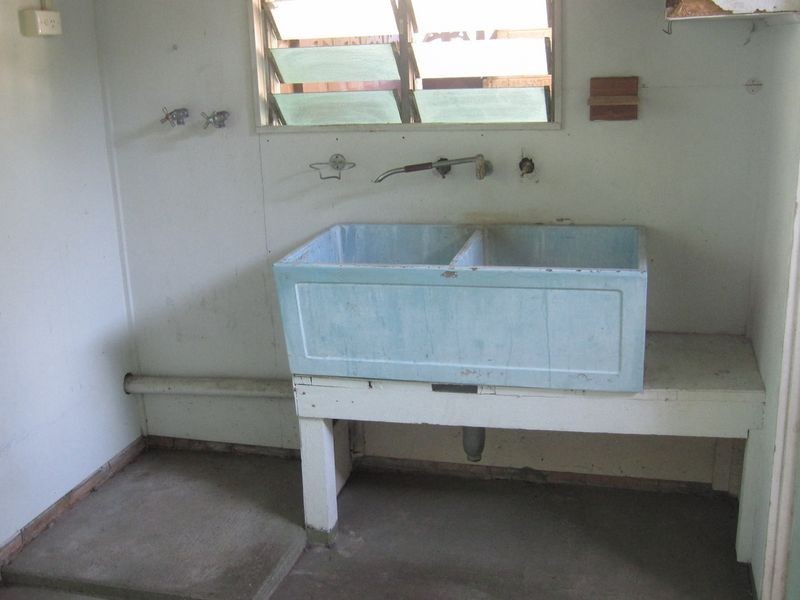 92 Dickenson Street, Carina QLD 4152