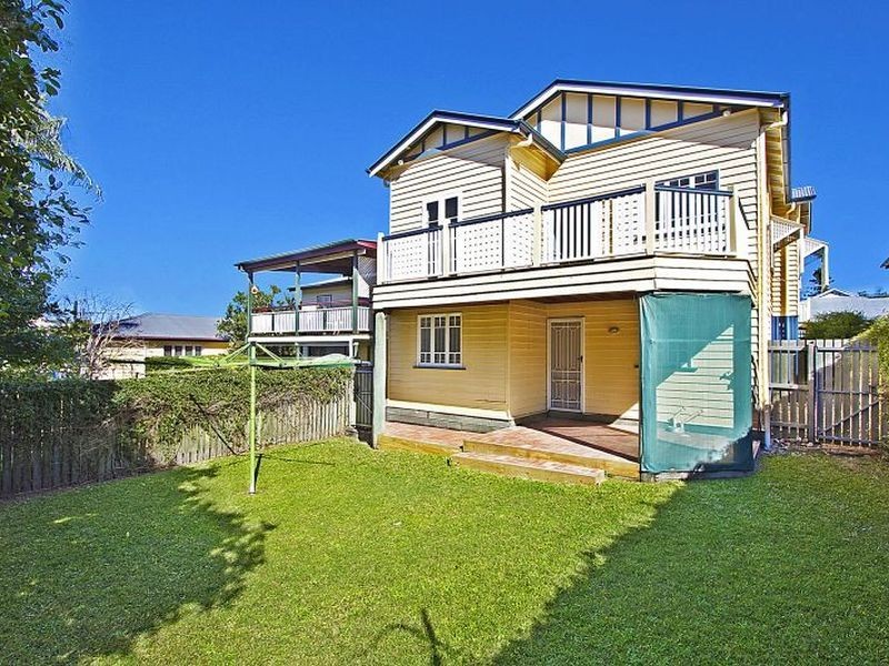 92 MacDonald Street, Norman Park QLD 4170