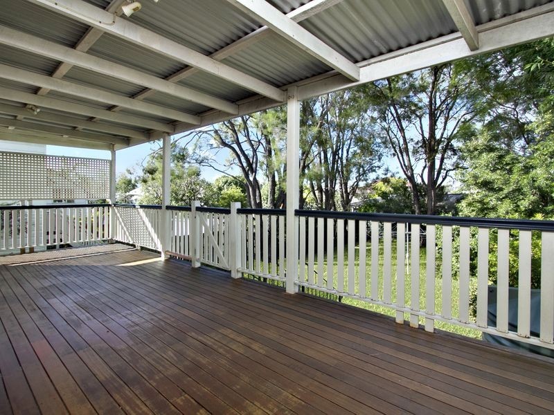 14 Railway Street, Woolloongabba QLD 4102