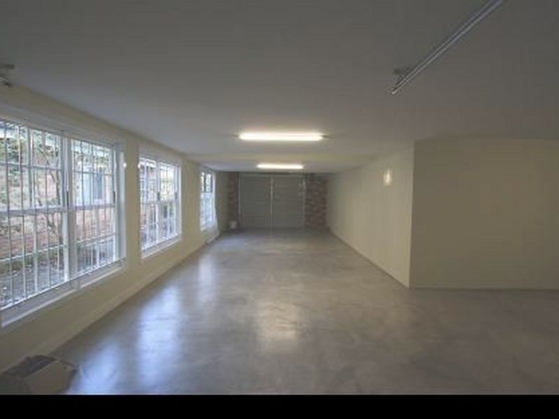 18 White Avenue, Coorparoo QLD 4151