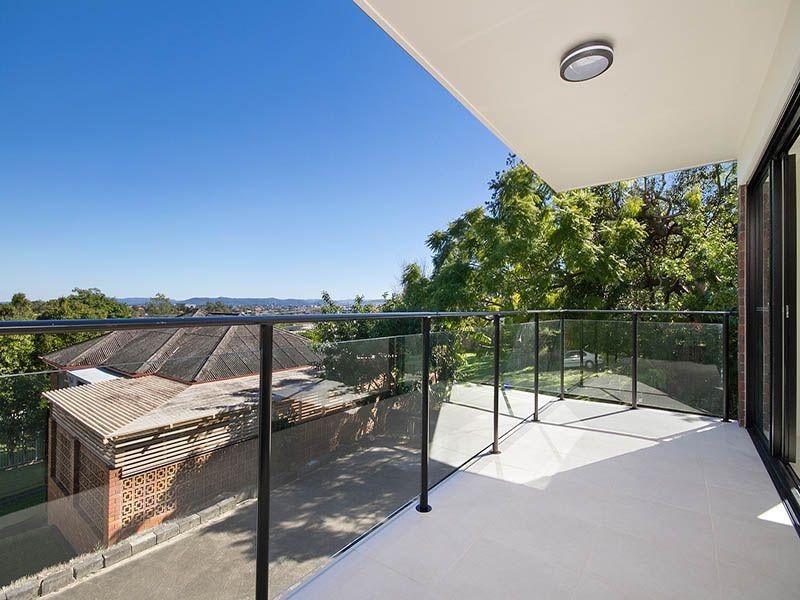 40 Crucis Street, Coorparoo QLD 4151