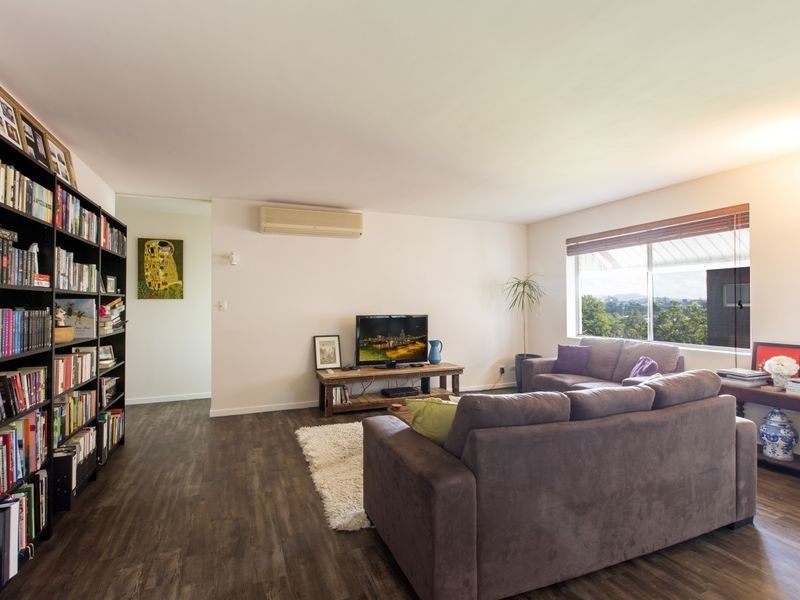 2/26 Kirkland Avenue, Coorparoo QLD 4151