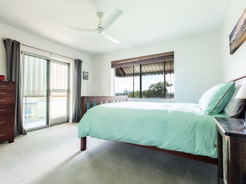 2/26 Kirkland Avenue, Coorparoo QLD 4151