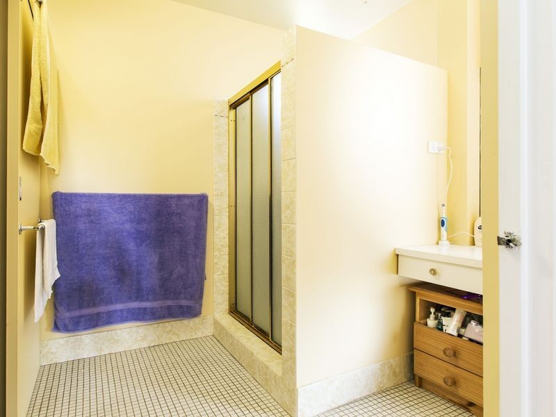 2/26 Kirkland Avenue, Coorparoo QLD 4151