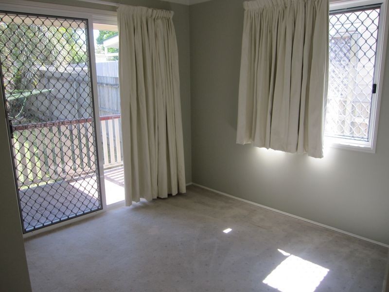 11 Pitney Street, Camp Hill QLD 4152