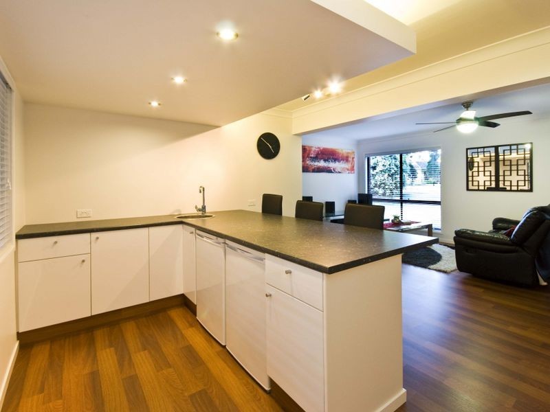 349 Winstanley Street, Carindale QLD 4152