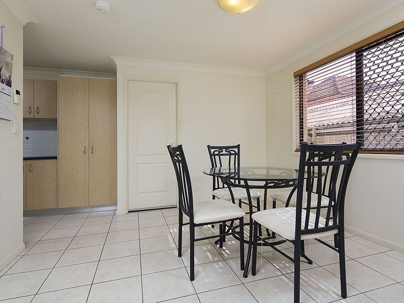 2/33 Pembroke Street, Carina QLD 4152