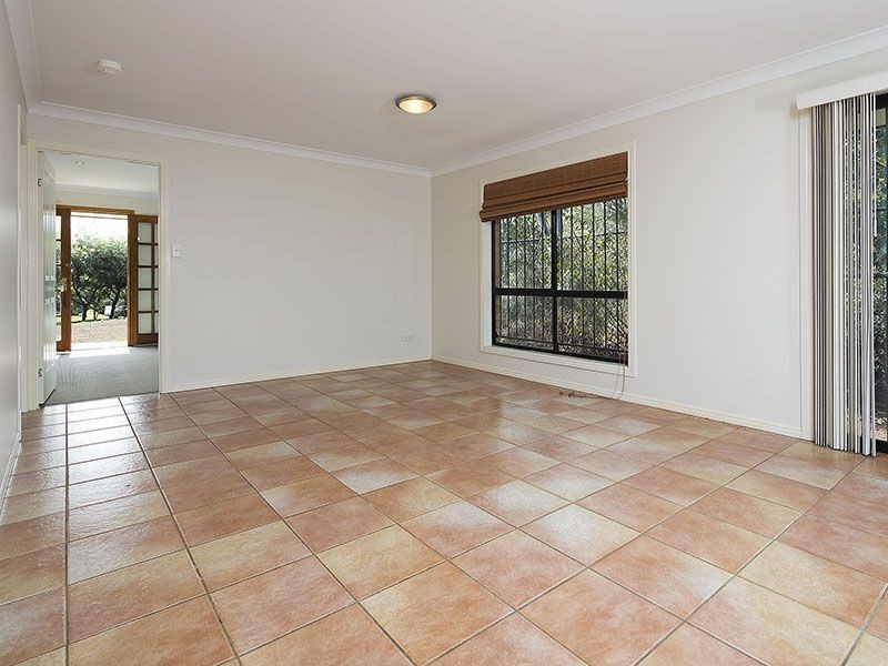 31 Alan Crescent, Eight Mile Plains QLD 4113