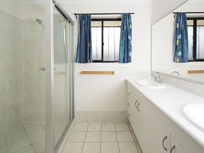 31 Alan Crescent, Eight Mile Plains QLD 4113