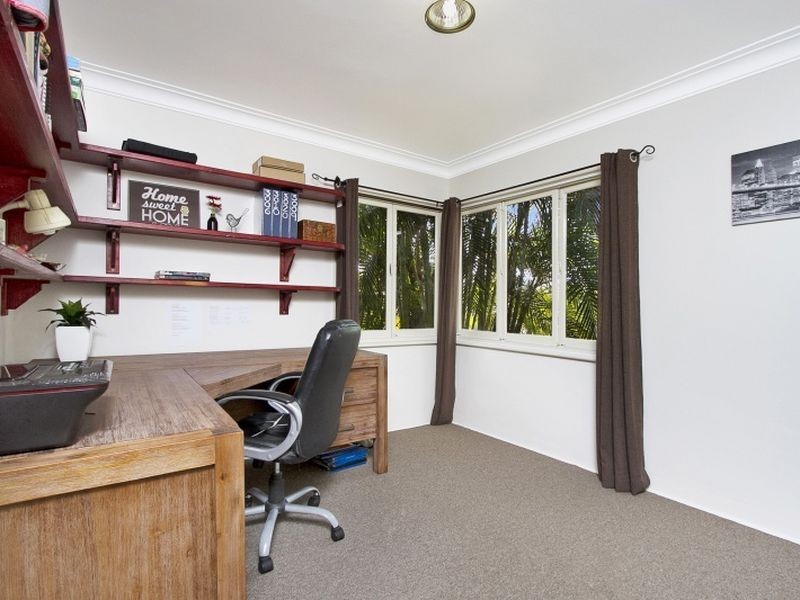 82 Clough Street, Mount Gravatt QLD 4122