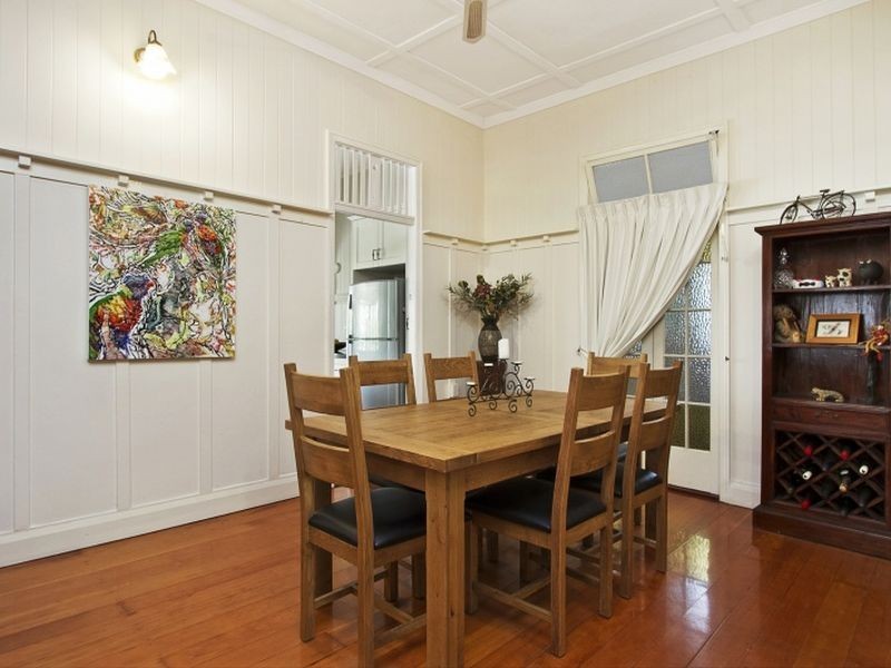 530 Old Cleveland Road, Camp Hill QLD 4152