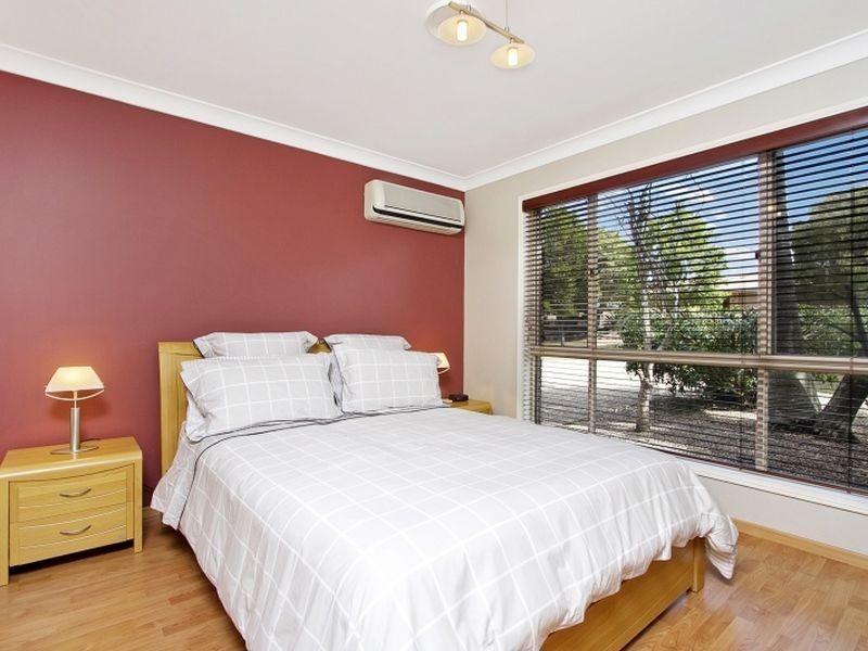 38 Blue Grass Crescent, Eight Mile Plains QLD 4113