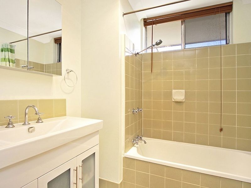 6/22 Raby Road, Coorparoo QLD 4151