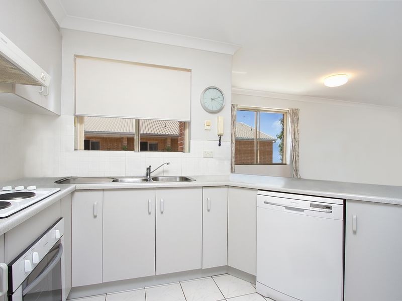 4/20 Weston Street, Coorparoo QLD 4151