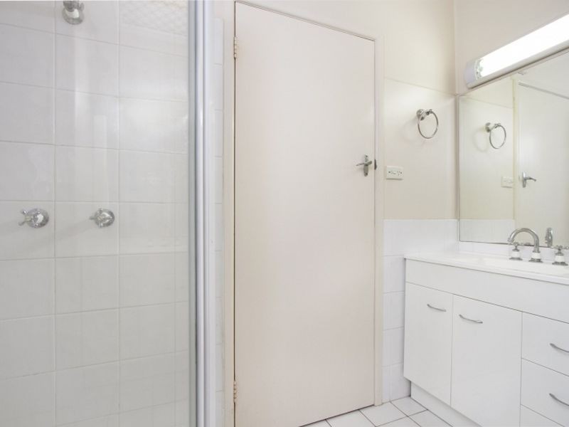 3/19 Robinson Street, Coorparoo QLD 4151