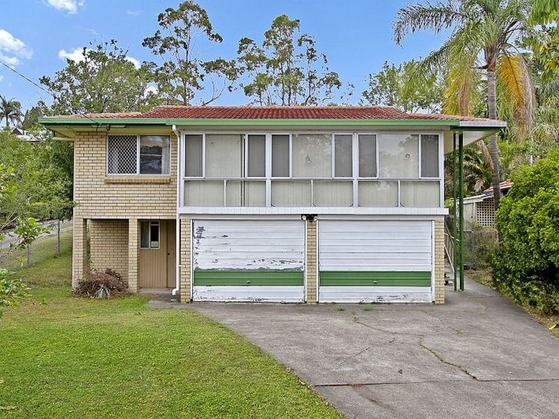 31 David Road, Holland Park QLD 4121