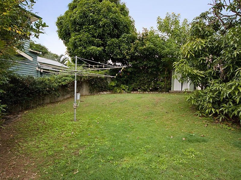 26 Hebe Street, Bardon QLD 4065