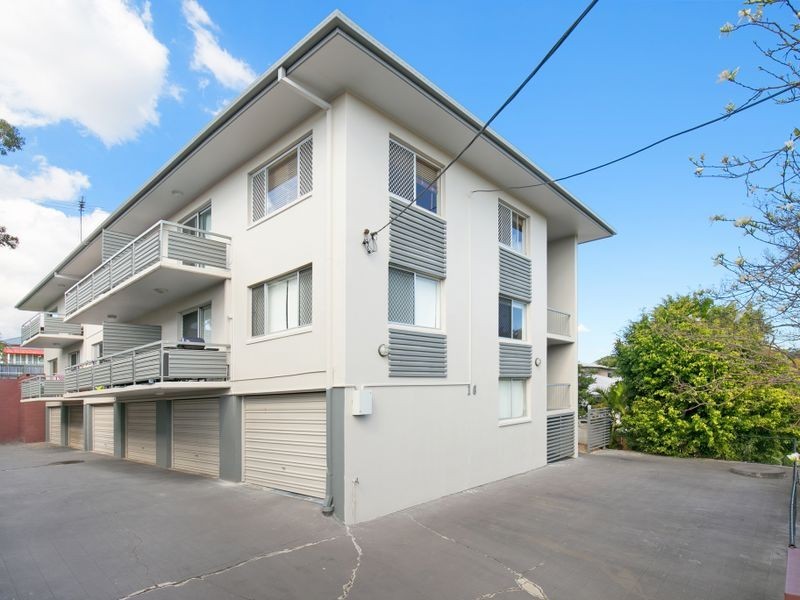 4/16 Ernest Street, Greenslopes QLD 4120