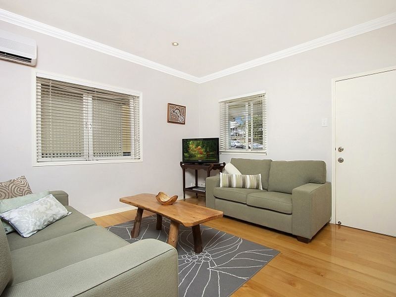 37 Combles Road, Camp Hill QLD 4152