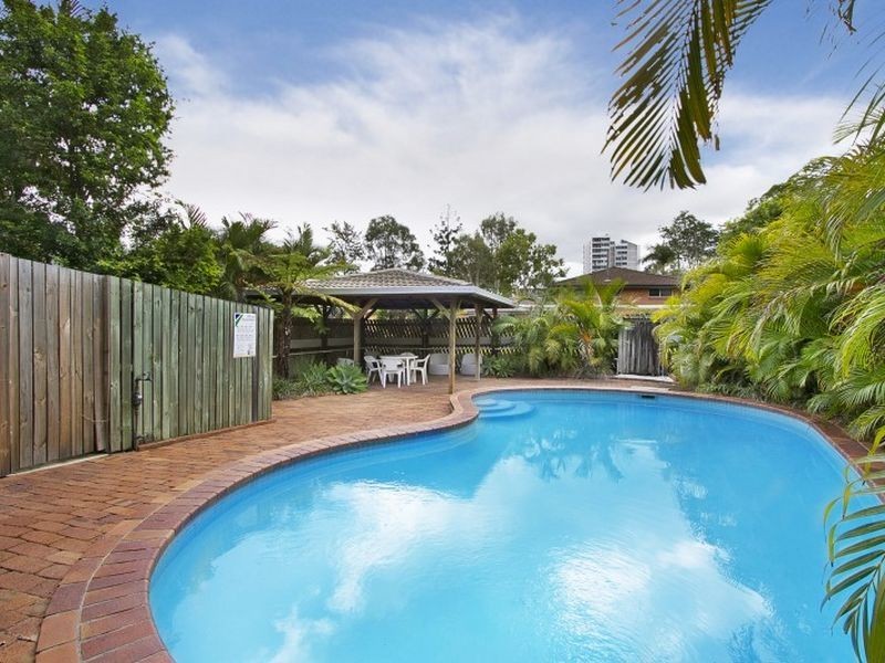 11/16 Barnsley Street, West End QLD 4101