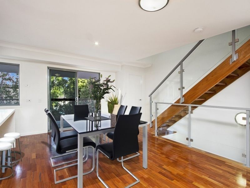 2/40 Days Avenue, Yeronga QLD 4104