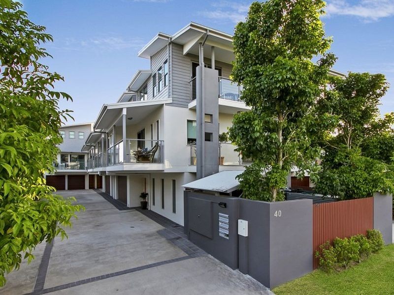 2/40 Days Avenue, Yeronga QLD 4104