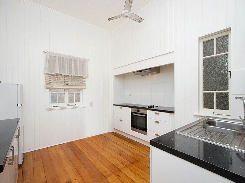 76 Greens Road, Coorparoo QLD 4151