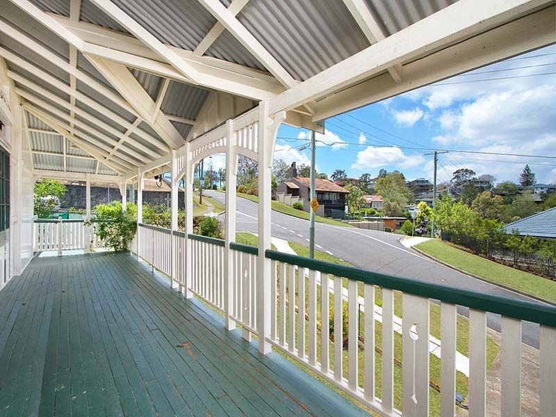 76 Greens Road, Coorparoo QLD 4151