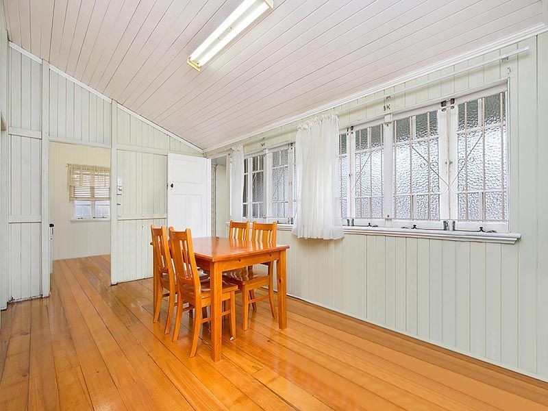 76 Greens Road, Coorparoo QLD 4151