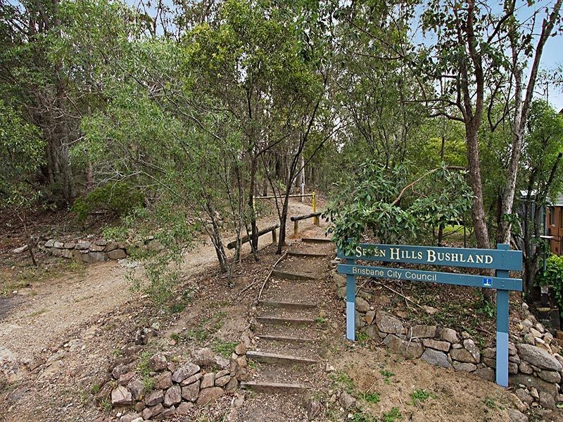 67 Nurstead Street, Camp Hill QLD 4152