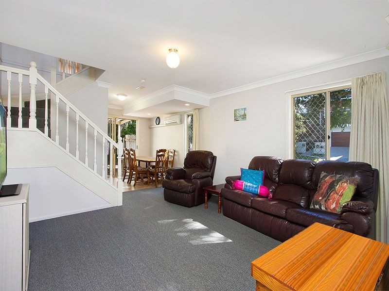 1/31 Merinda Street, Greenslopes QLD 4120