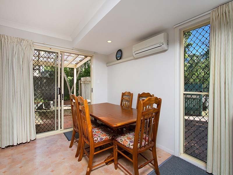 1/31 Merinda Street, Greenslopes QLD 4120