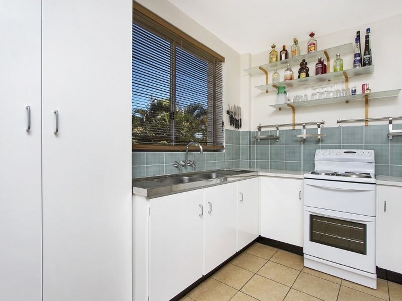 1/28 Birdwood Street, Coorparoo QLD 4151