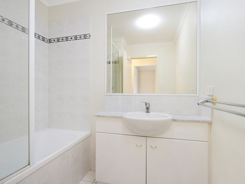 73/55 Harries Road, Coorparoo QLD 4151