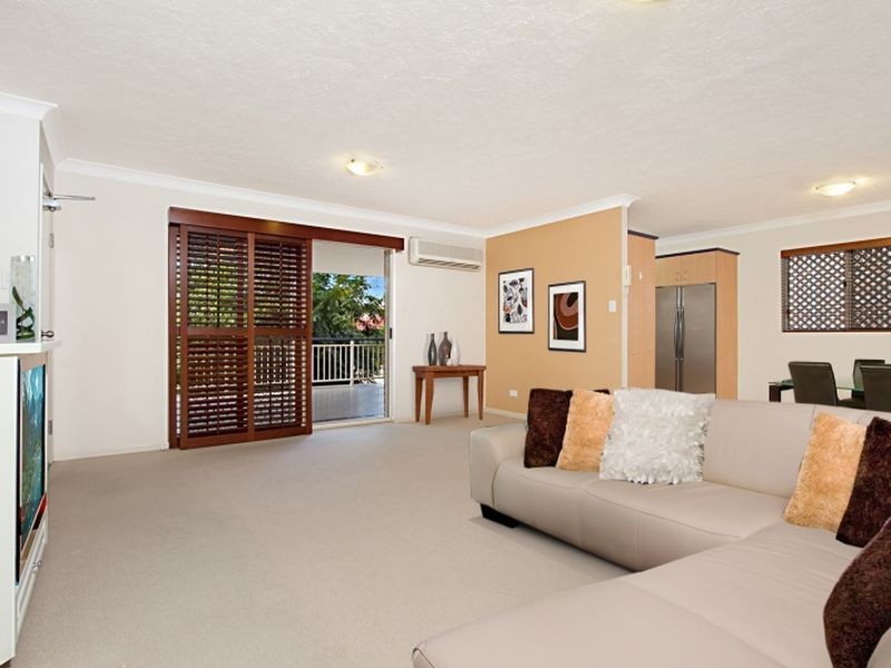 3/18 Dorinda Street, Greenslopes QLD 4120