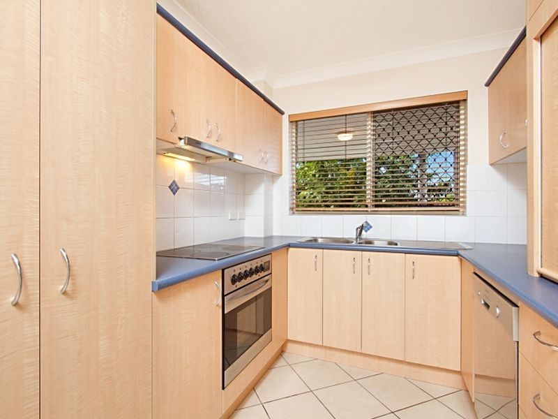 3/18 Dorinda Street, Greenslopes QLD 4120